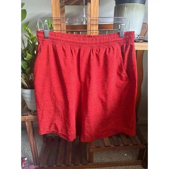 Lululemon Pace Breaker Short Size Large - Picture 4 of 8